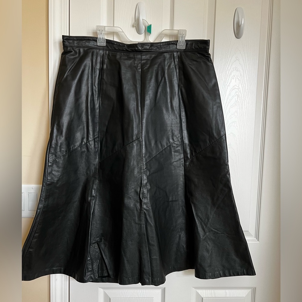 Vintage, Northside Fashions Flared 80’s A-Line (8) Gore Leather Black Midi Skirt